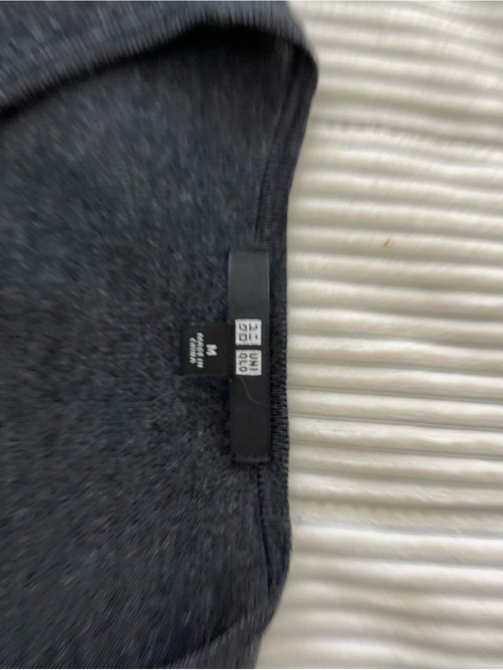Uniqlo Dark Gray Crewneck Light Weight Merino Wool Button Cardigan - Picture 6 of 10